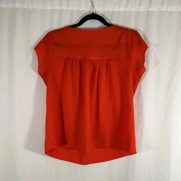 Gianni Bini Blouse Women's Medium Red Floral Short Sleeve Round Neck - Picture 6 of 6